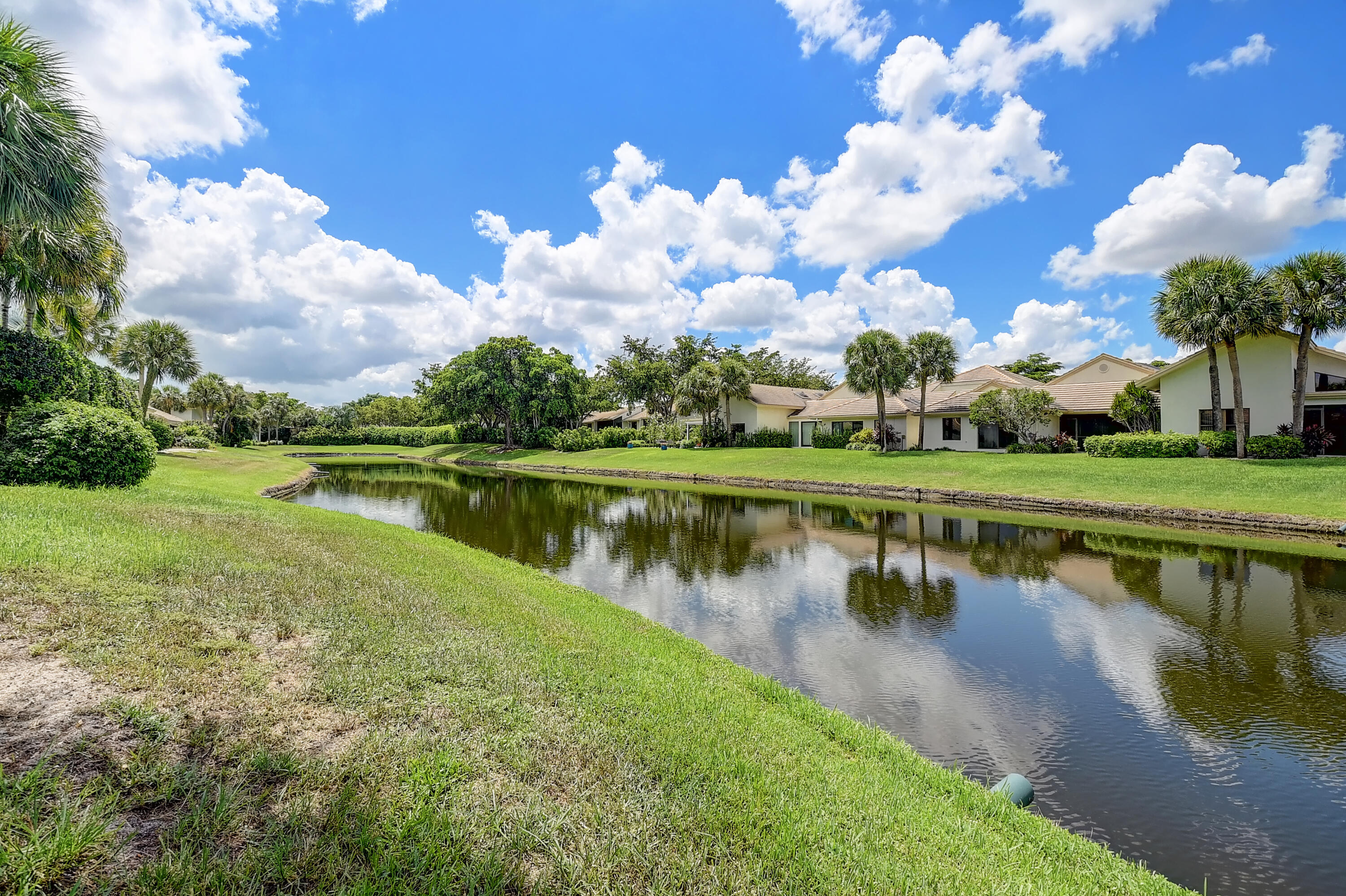 20065 Waters Edge Drive, Unit 102 Boca Raton, FL 33434 - Photo 36 of 85 4 (18)