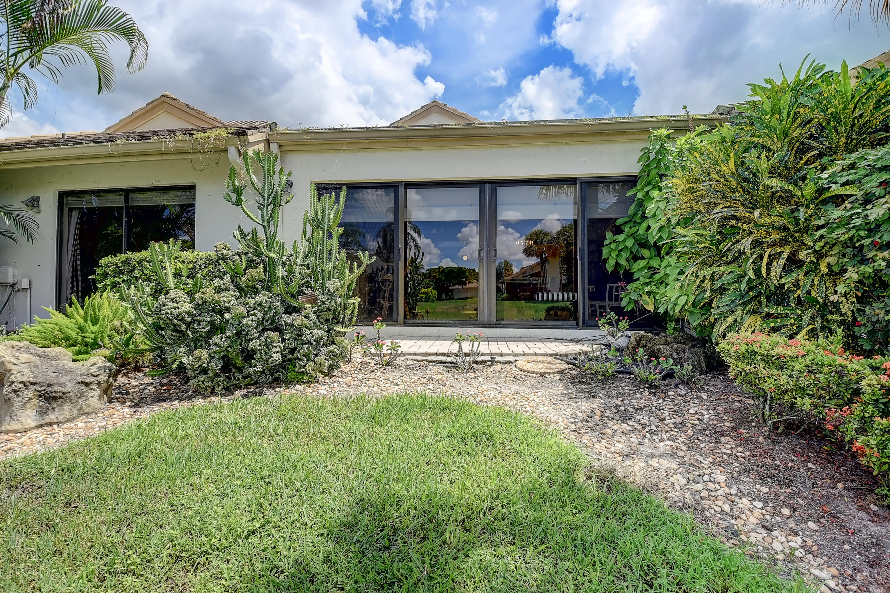 20065 Waters Edge Drive, Unit 102 Boca Raton, FL 33434 - Photo 38 of 85 4 (16)