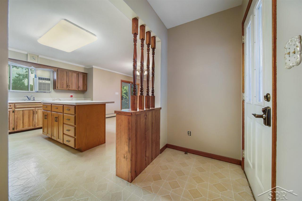 5500 McCarty Road Saginaw, MI 48603 - Photo 9 of 35 50019138-9.JPG