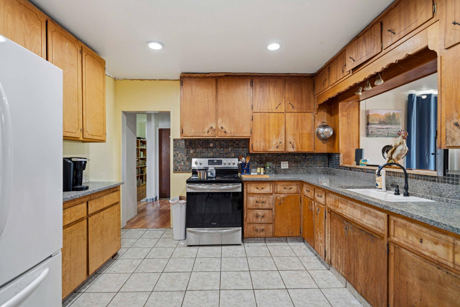 2201 Vivian Road Modesto, CA 95358 - Photo 8 of 43