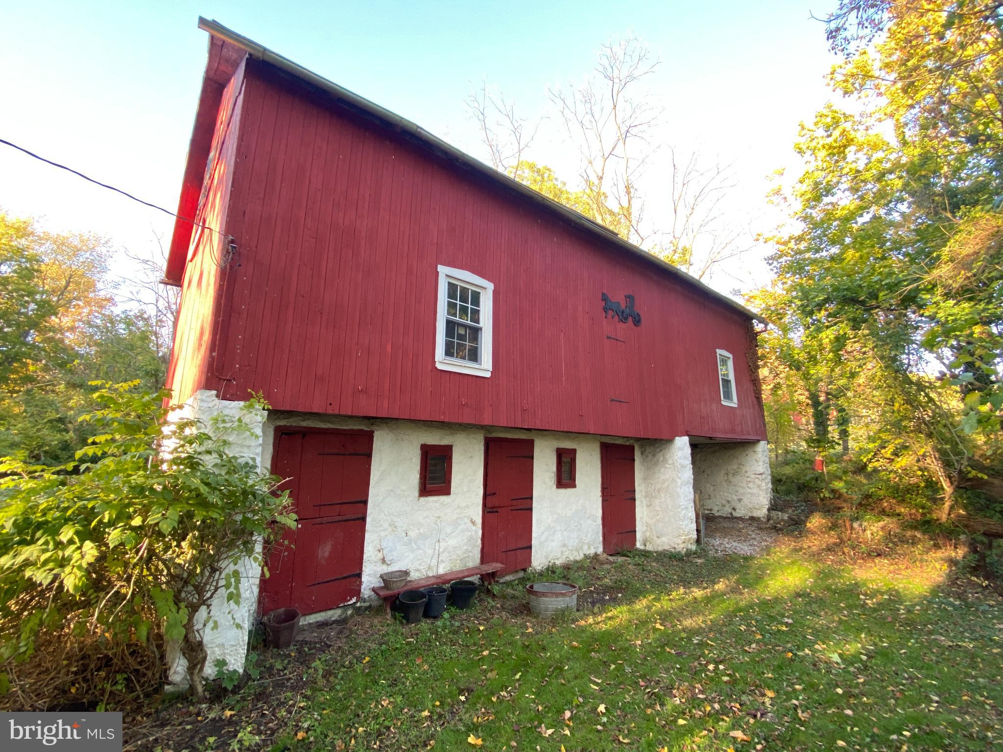 19 Poplar Road Boyertown, PA 19512 - Photo 11 of 48 Barn