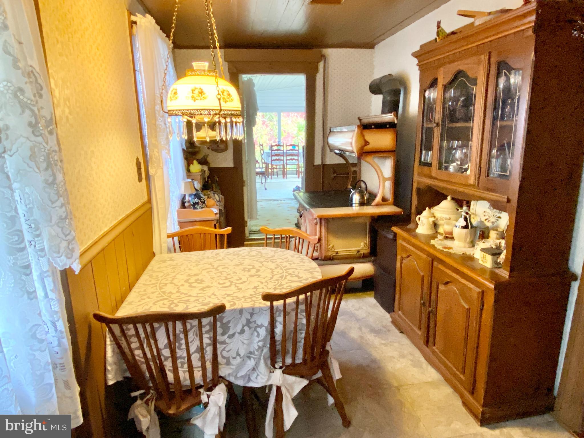 19 Poplar Road Boyertown, PA 19512 - Photo 23 of 48 Breakfast Room