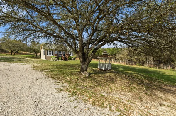 $750,000 | 24415 Singleton Bend East, Marble Falls, TX 78654