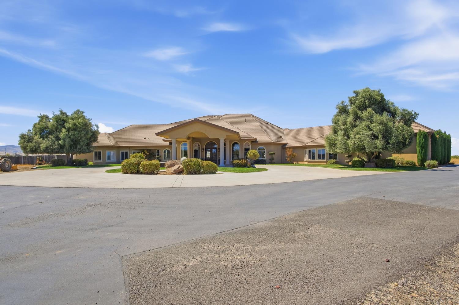 32521 South Koster Road Tracy, CA 95304 - Photo 7 of 82 Gallery Image 7