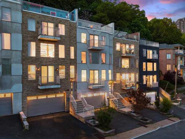 $1,425,000 | 7 Oakdene Terrace, Edgewater, NJ 07020