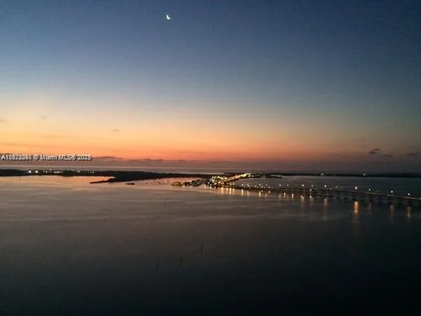 a view of city view and ocean view