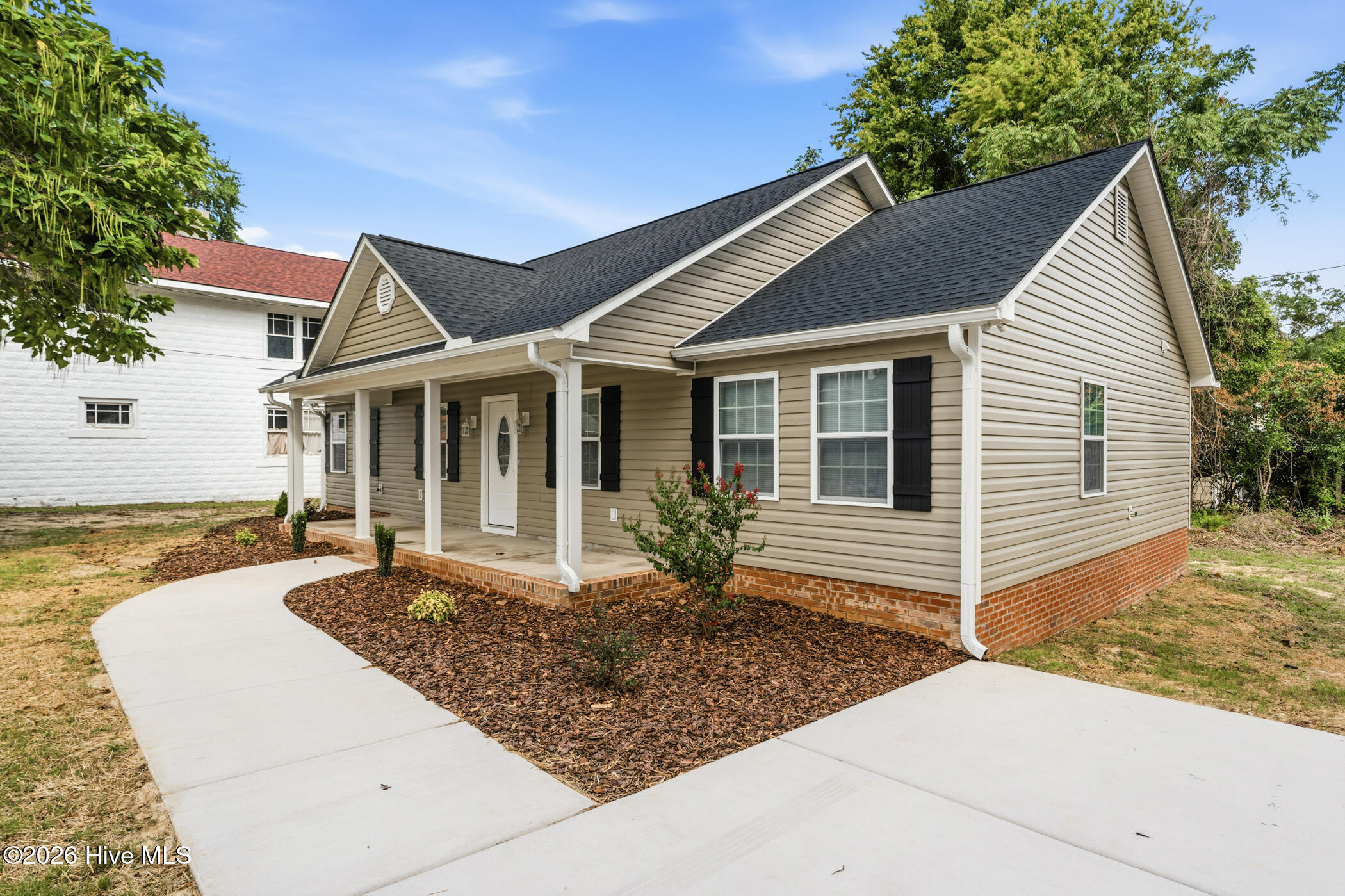 213 Rice Street Hamlet, NC 28345 - Photo 3 of 24