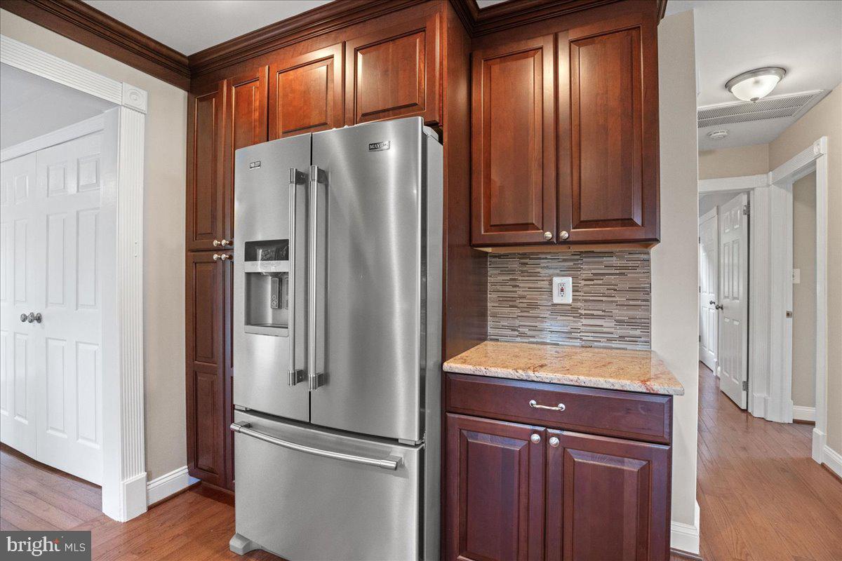 743 Masons Beach Road Deale, MD 20751 - Photo 13 of 39 Stainless steel appliances.
