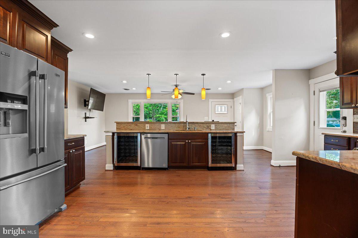 743 Masons Beach Road Deale, MD 20751 - Photo 16 of 39 Gather here!