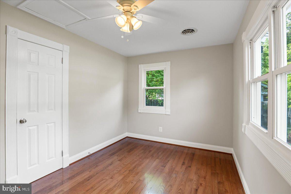 743 Masons Beach Road Deale, MD 20751 - Photo 29 of 39 Bedroom 3