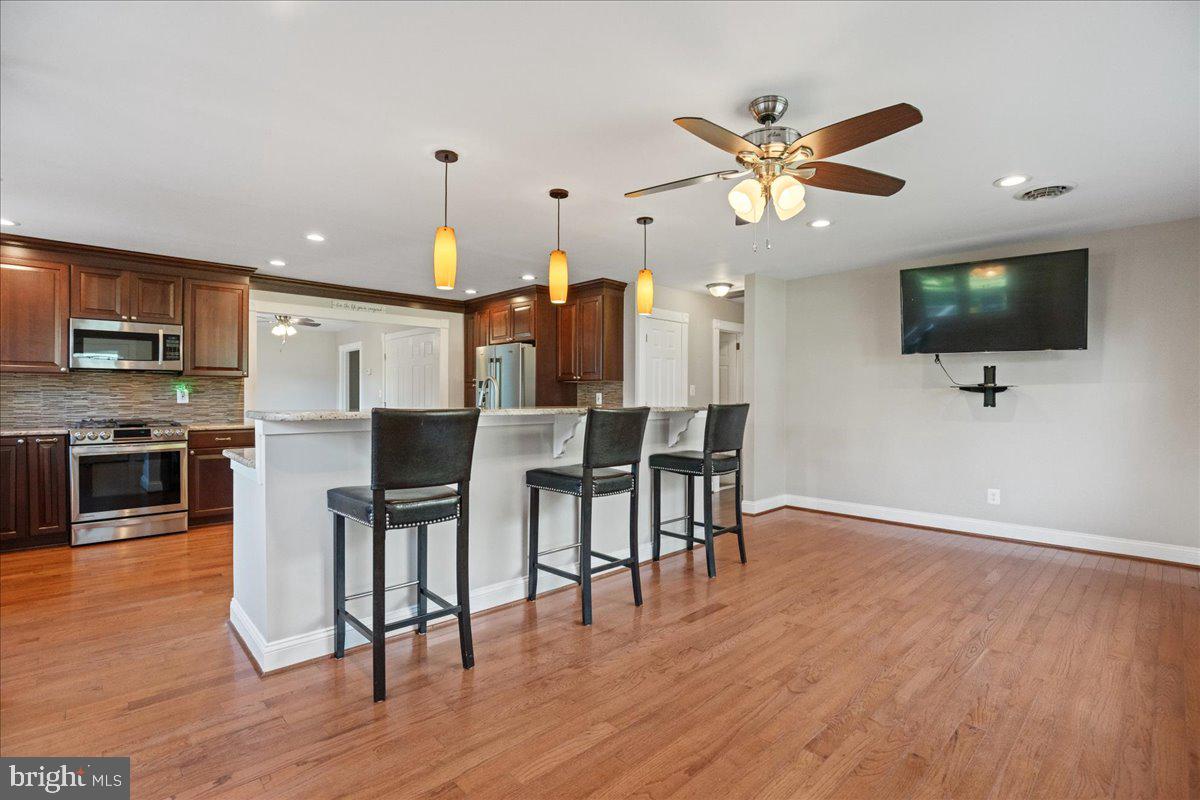 743 Masons Beach Road Deale, MD 20751 - Photo 9 of 39 Flat screen TV to convey.
