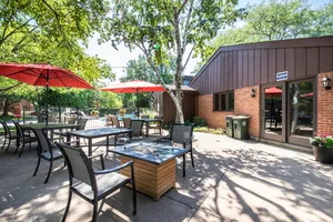 $450,000 | 75 Boardwalk Place, Unit 203, Park Ridge, IL 60068