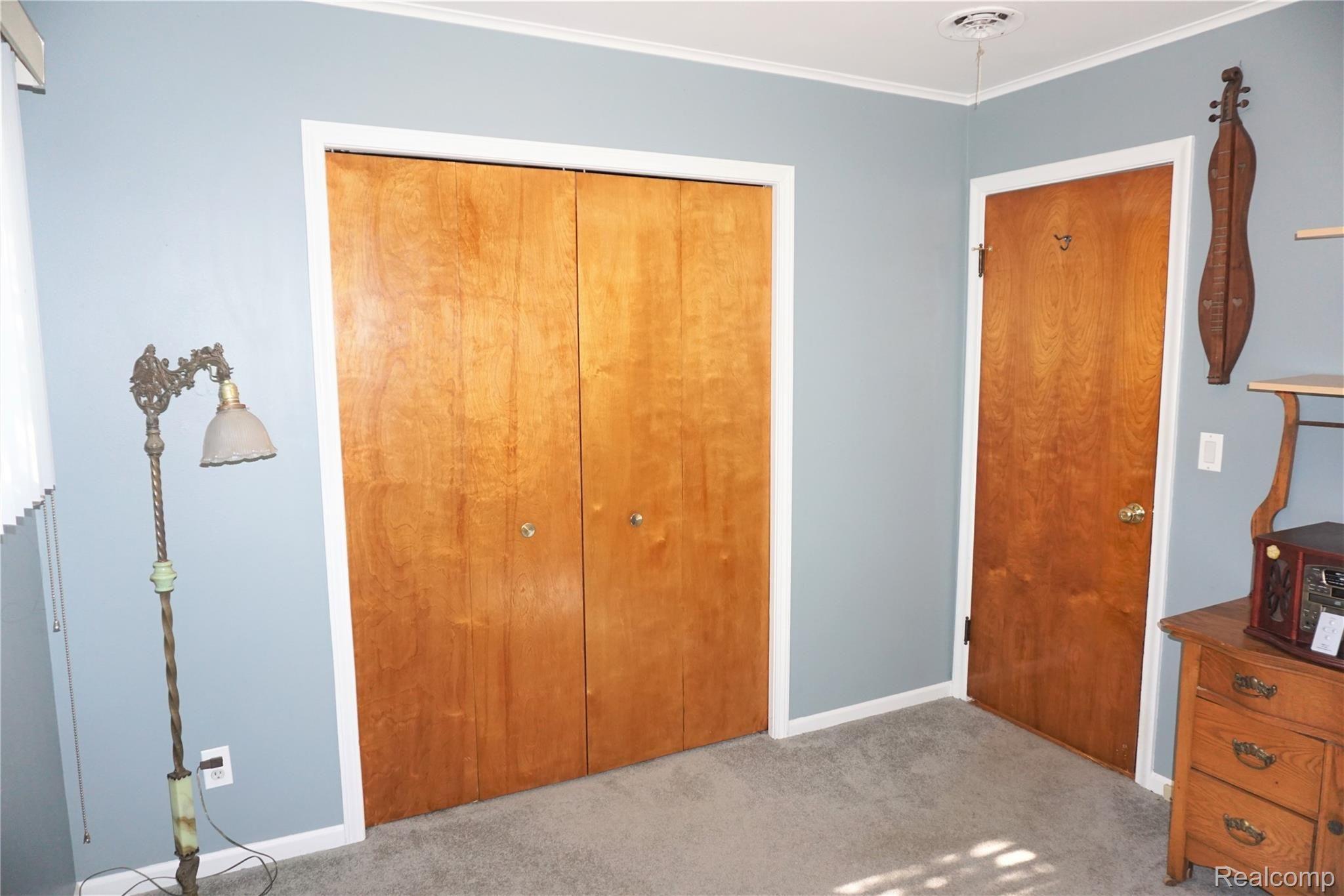 14793 Inkster Road Livonia, MI 48154 - Photo 21 of 28 20 Bedroom 3.jpg