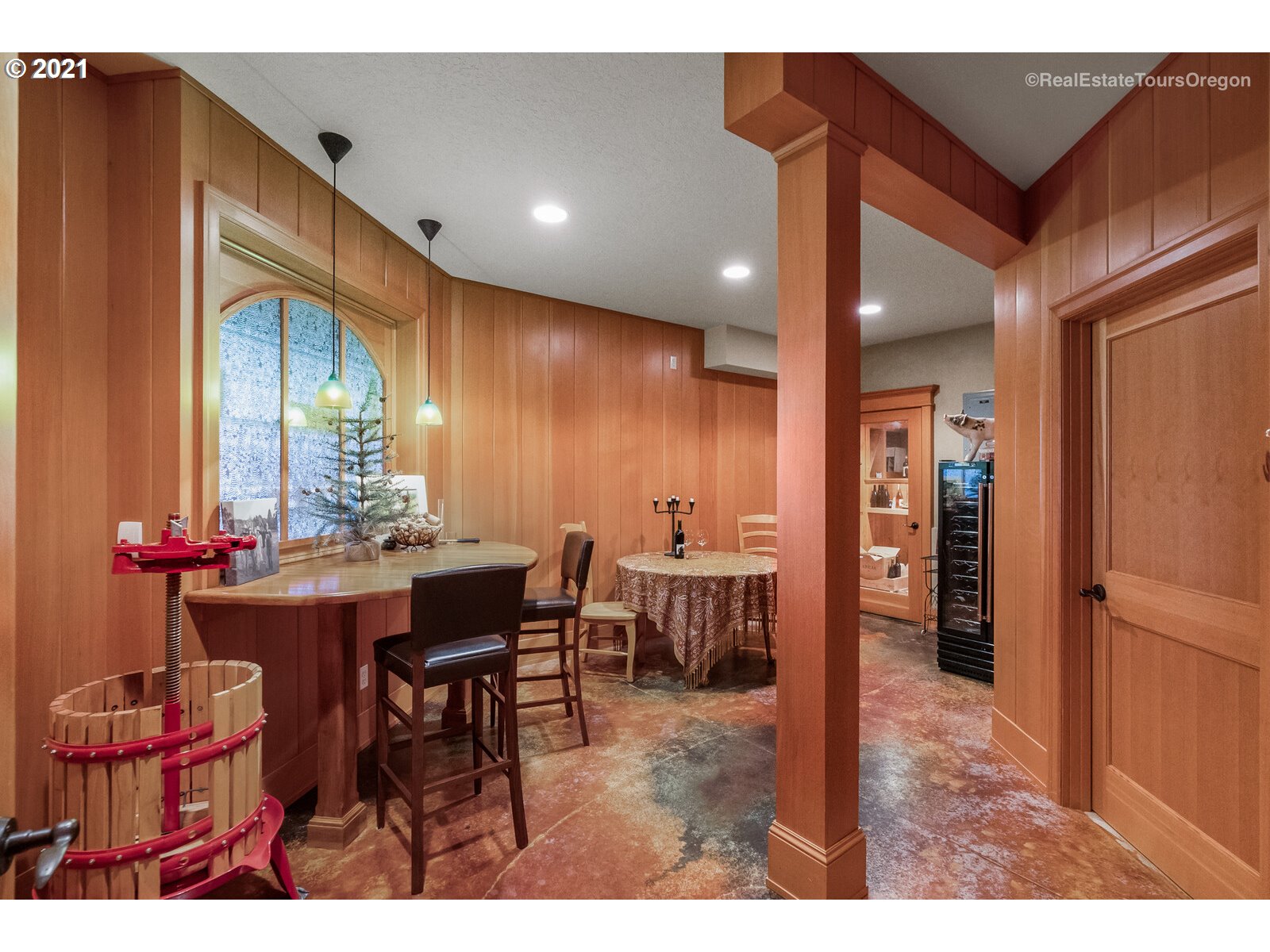 22299 Southwest Stafford Road Tualatin, OR 97062 - Photo 19 of 32 Gallery Image 19