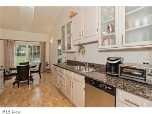 1733 Richmond Road Lyndhurst, OH 44124 - Photo 14 of 19