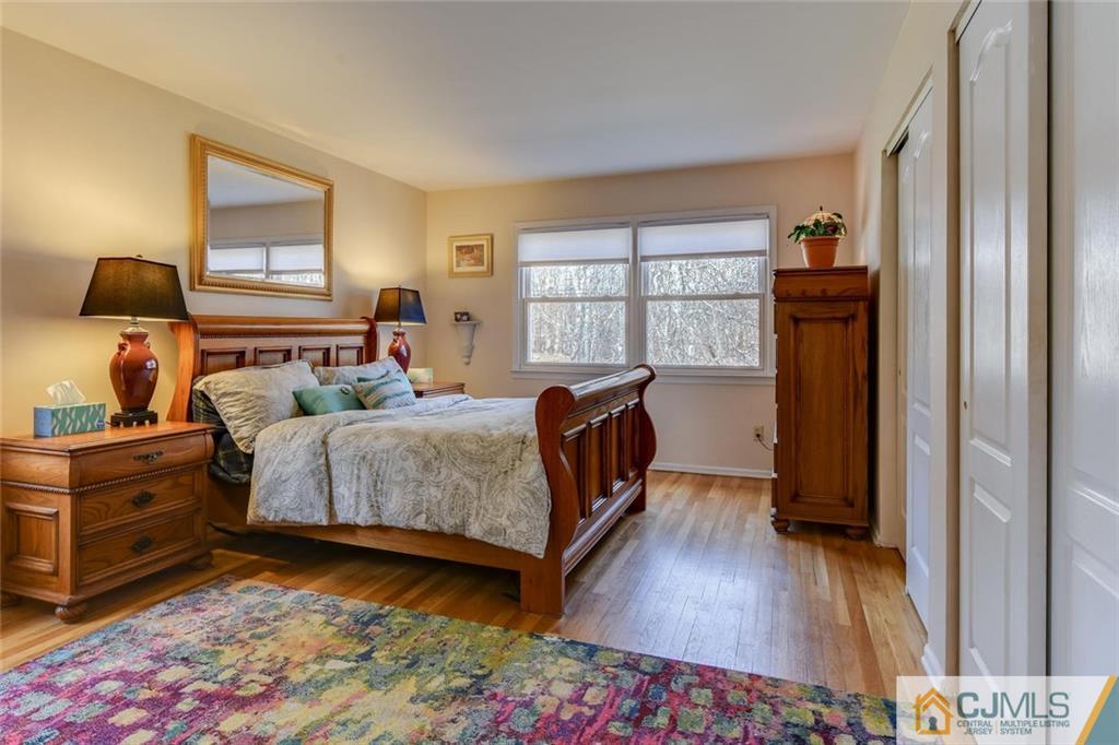 379 Oak Hill Road Middletown, NJ 07701 - Photo 14 of 25 Gallery Image 14