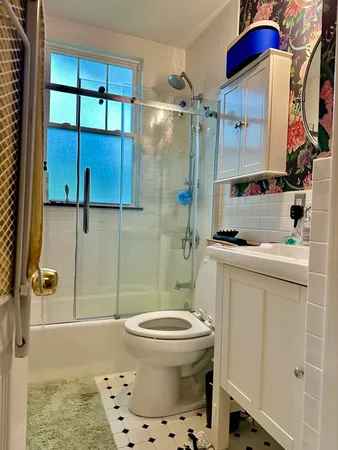 $3,000 | 49 Grove Street, Unit 4, Auburndale, MA 02466