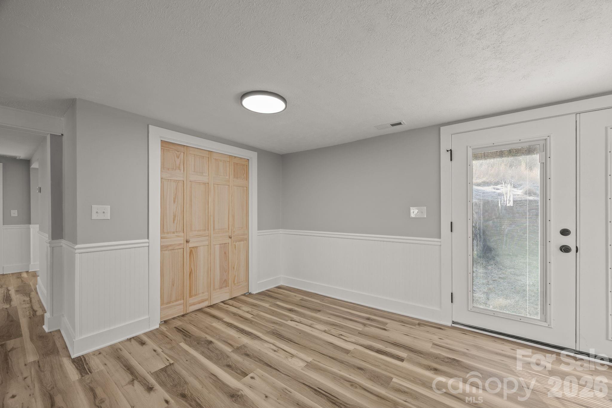 62 Mitchell Street Canton, NC 28716 - Photo 19 of 48