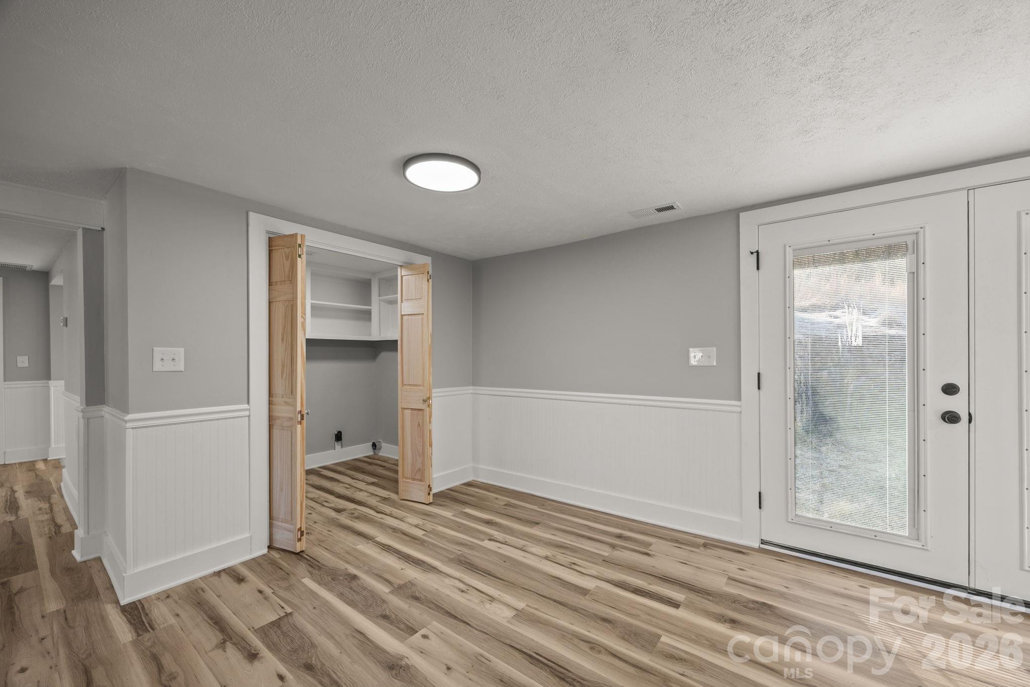 62 Mitchell Street Canton, NC 28716 - Photo 20 of 48