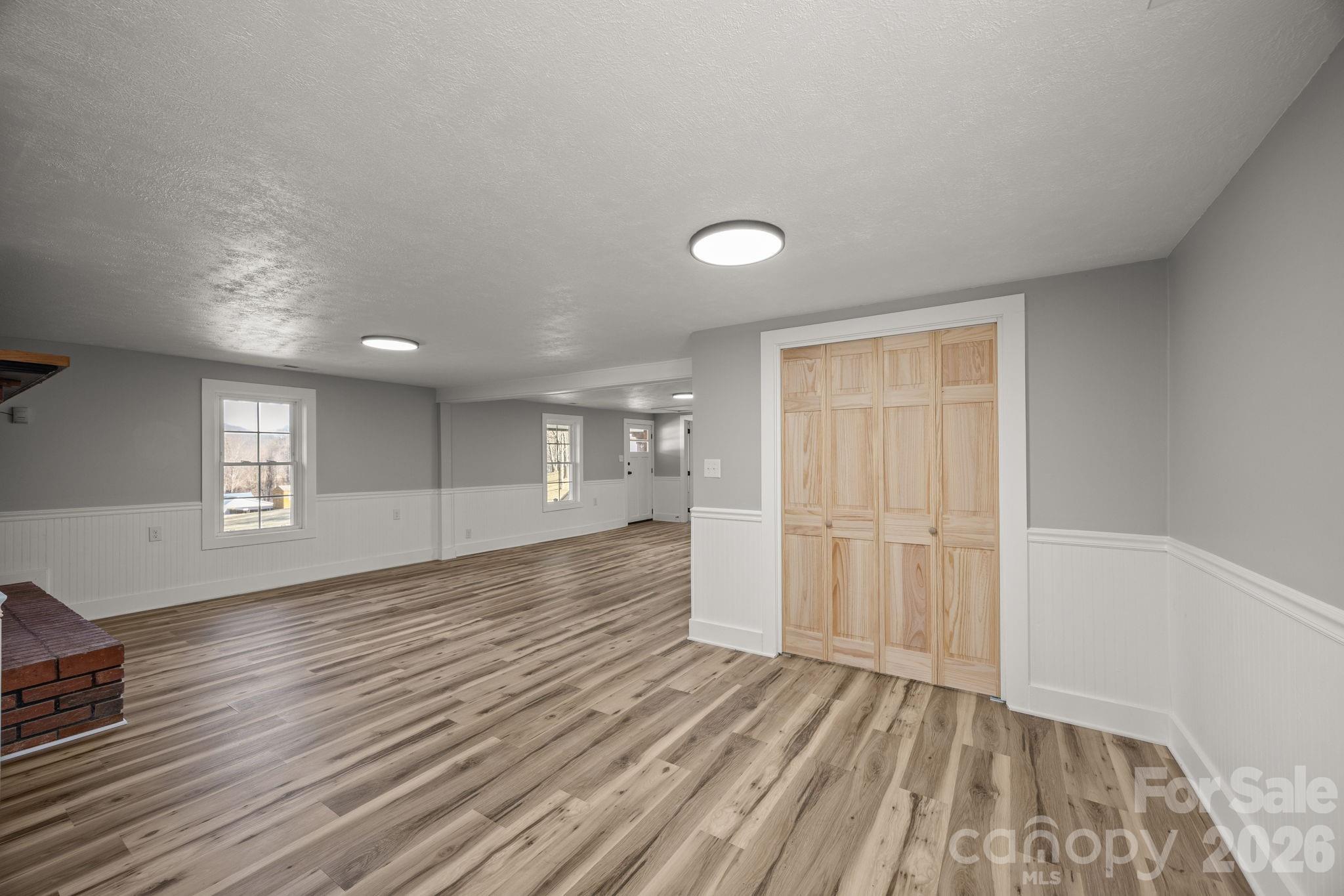 62 Mitchell Street Canton, NC 28716 - Photo 22 of 48