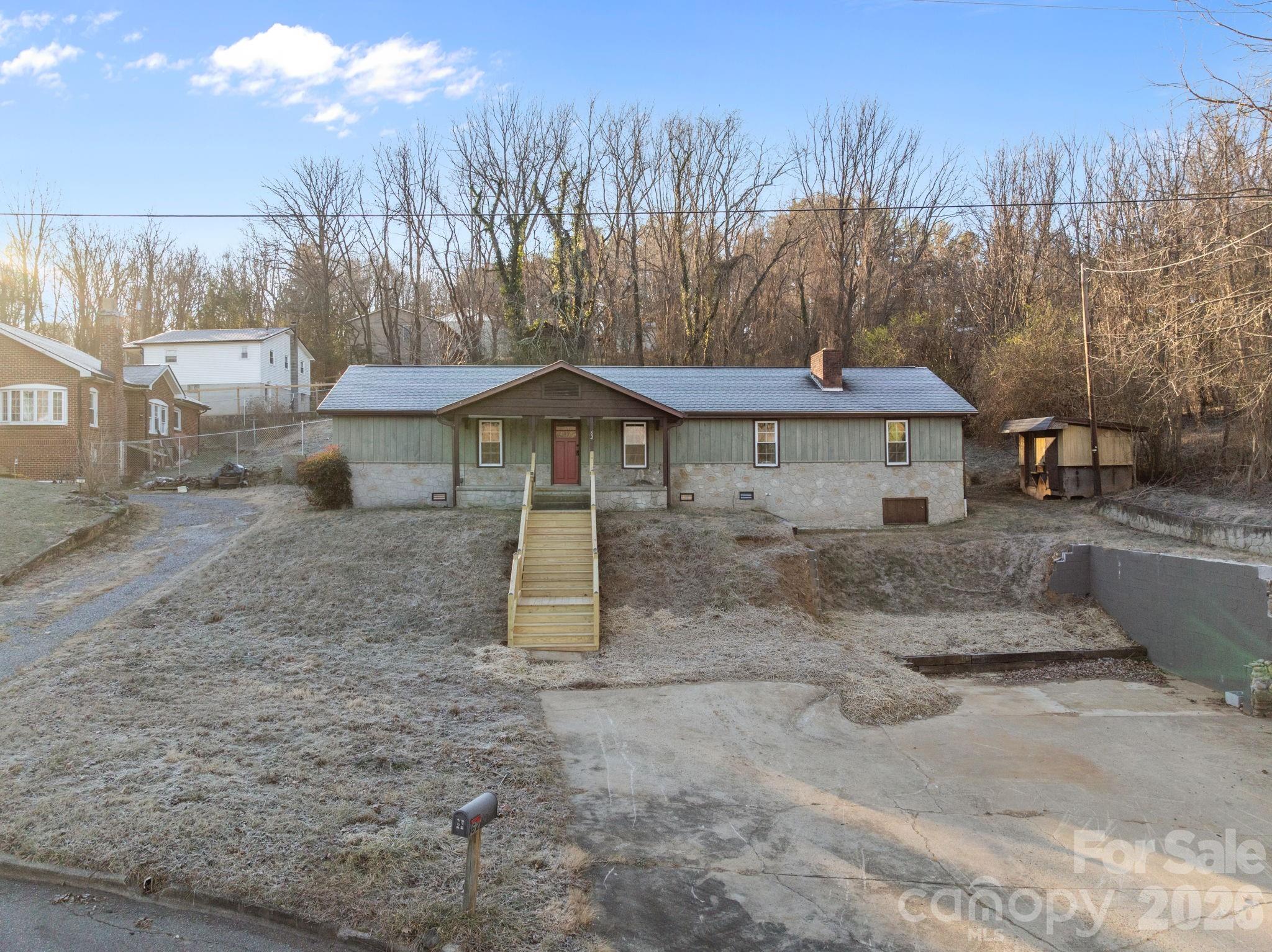 62 Mitchell Street Canton, NC 28716 - Photo 37 of 48