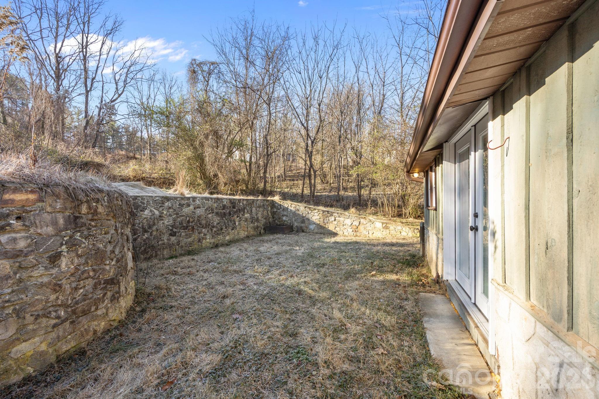 62 Mitchell Street Canton, NC 28716 - Photo 41 of 48