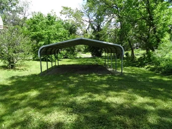 $70,000 | 309-311 North Lyon Street, Butler, MO 64730