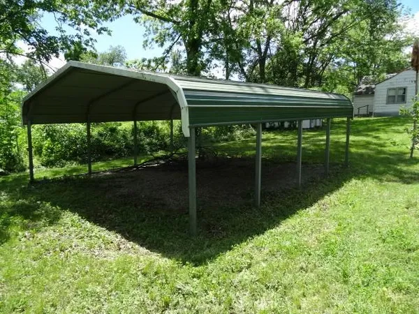 $70,000 | 309-311 North Lyon Street, Butler, MO 64730