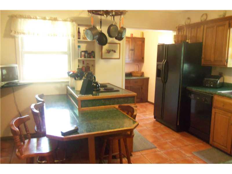 276 Euclid Road Butler, PA 16001 - Photo 3 of 8 Cafeteria/Kitchen.