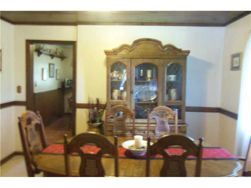 276 Euclid Road Butler, PA 16001 - Photo 4 of 8 Dining Room.
