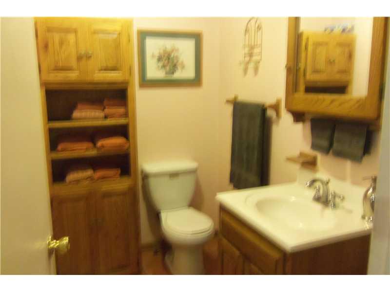 276 Euclid Road Butler, PA 16001 - Photo 6 of 8 Partial Bath.