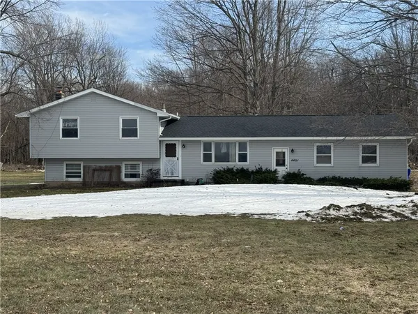 $179,900 | 4401 Johnny Cake Lane, Barre, NY 14411