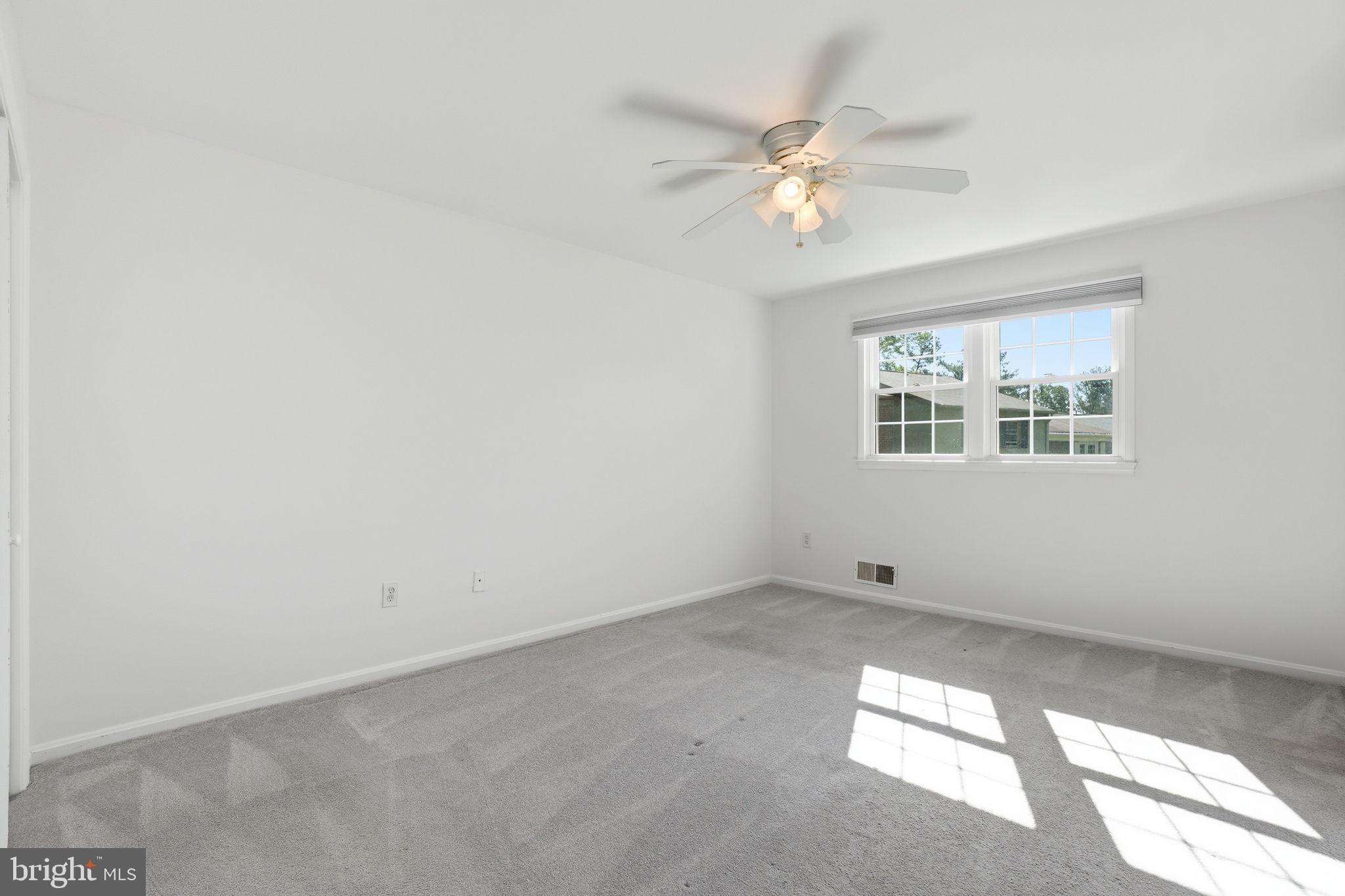 6851 Brian Michael Court Springfield, VA 22153 - Photo 11 of 25