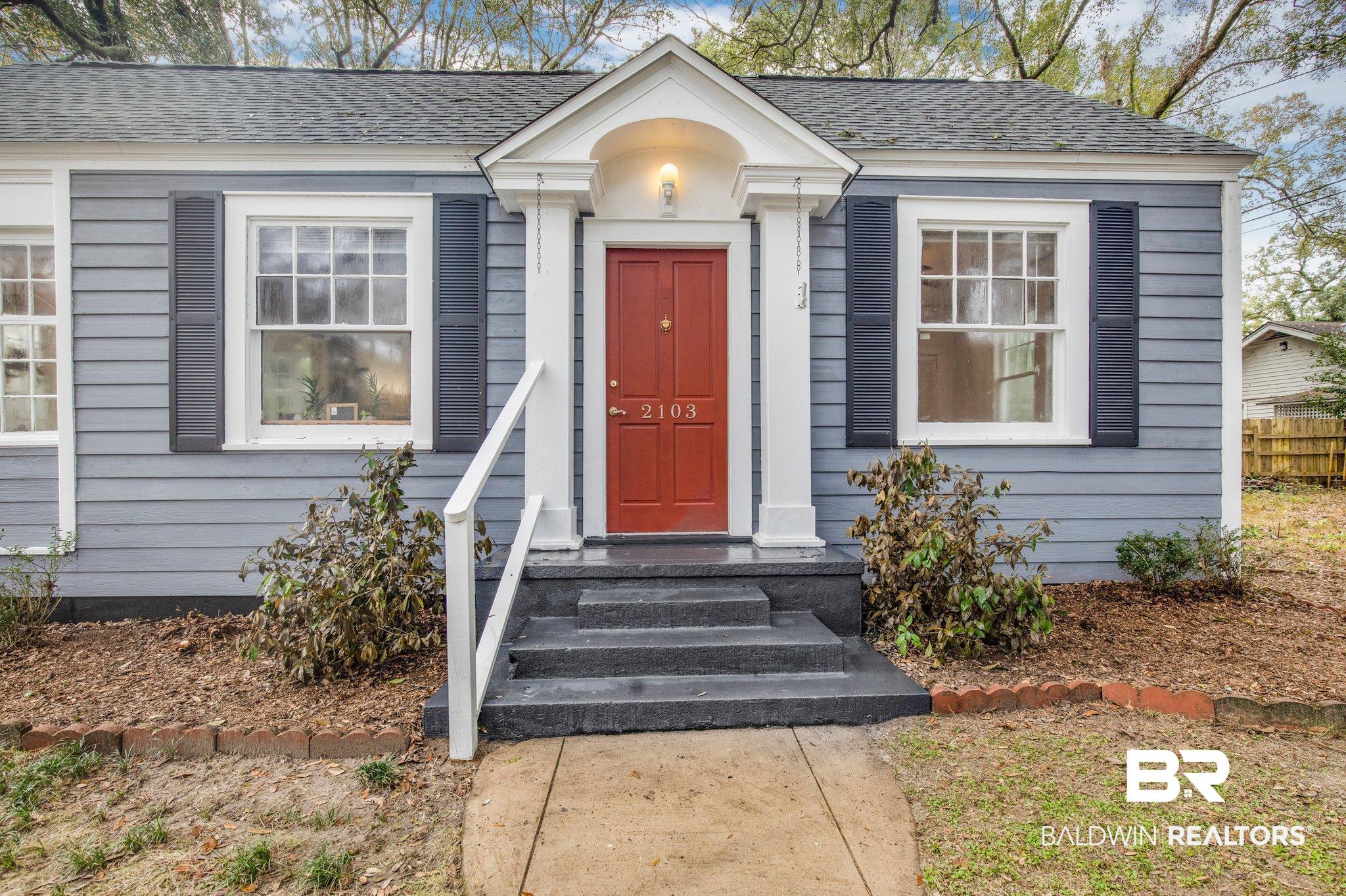 2103 Emogene Street Mobile, AL 36606 - Photo 6 of 49