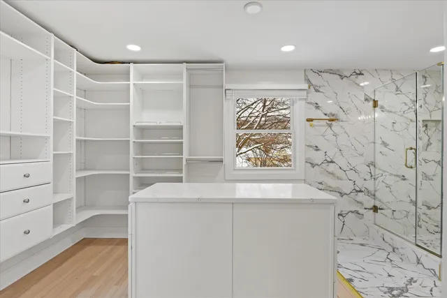 $479,999 | 555 North 105th Street, Wauwatosa, WI 53226