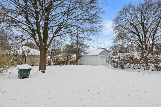 $479,999 | 555 North 105th Street, Wauwatosa, WI 53226