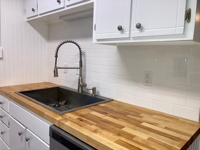 726 Godwin Court Raleigh, NC 27606 - Photo 9 of 23 Photo 9