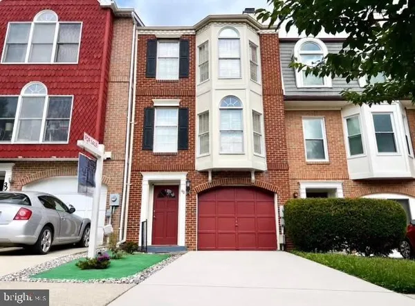 $375,000 | 40 Victoria Square, Frederick, MD 21702