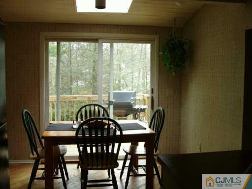 7 Carter Road East Brunswick, NJ 08816 - Photo 6 of 8 Gallery Image 6