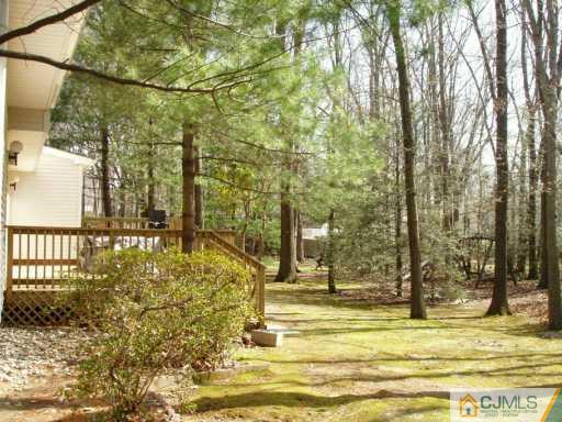7 Carter Road East Brunswick, NJ 08816 - Photo 7 of 8 Gallery Image 7
