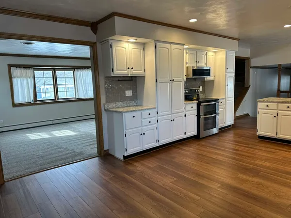 $245,000 | 17 Park Drive, Villa Grove, IL 61956