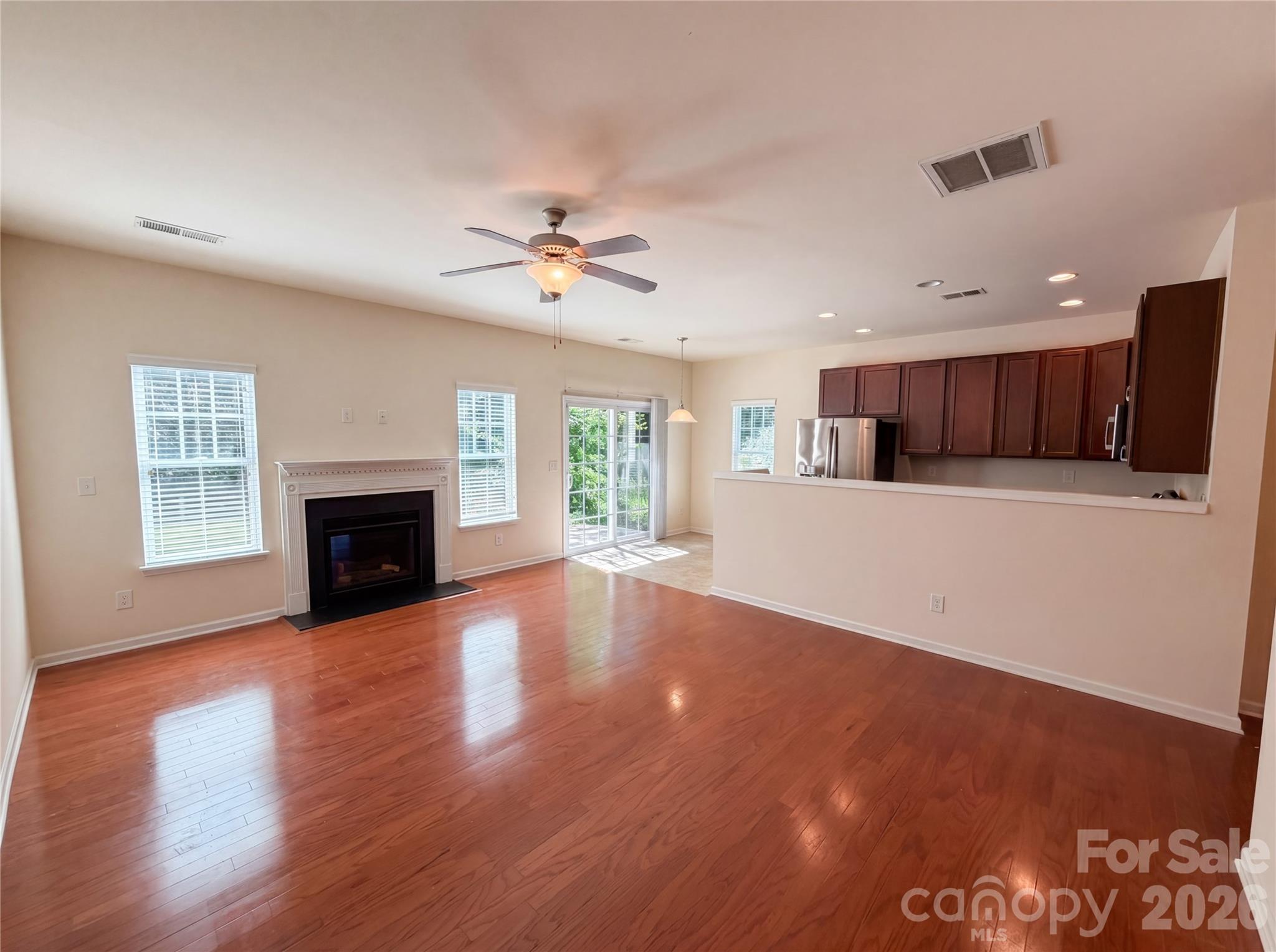 13809 Singleleaf Lane Charlotte, NC 28278 - Photo 6 of 18