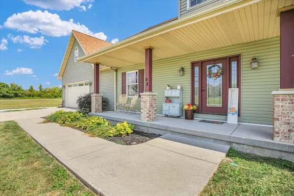 $355,000 | 48 Nightingale Circle, Camargo, IL 61919