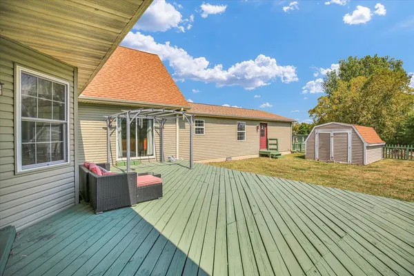 $355,000 | 48 Nightingale Circle, Camargo, IL 61919
