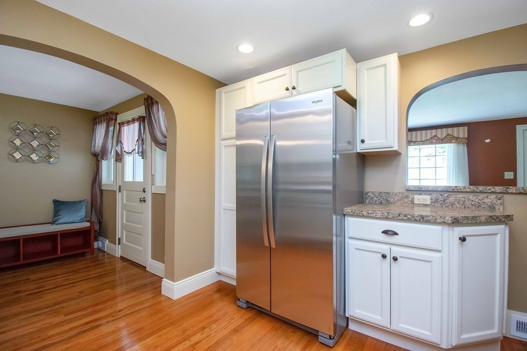 99 Holyoke Road Westfield, MA 01085 - Photo 10 of 37 Gallery Image 10