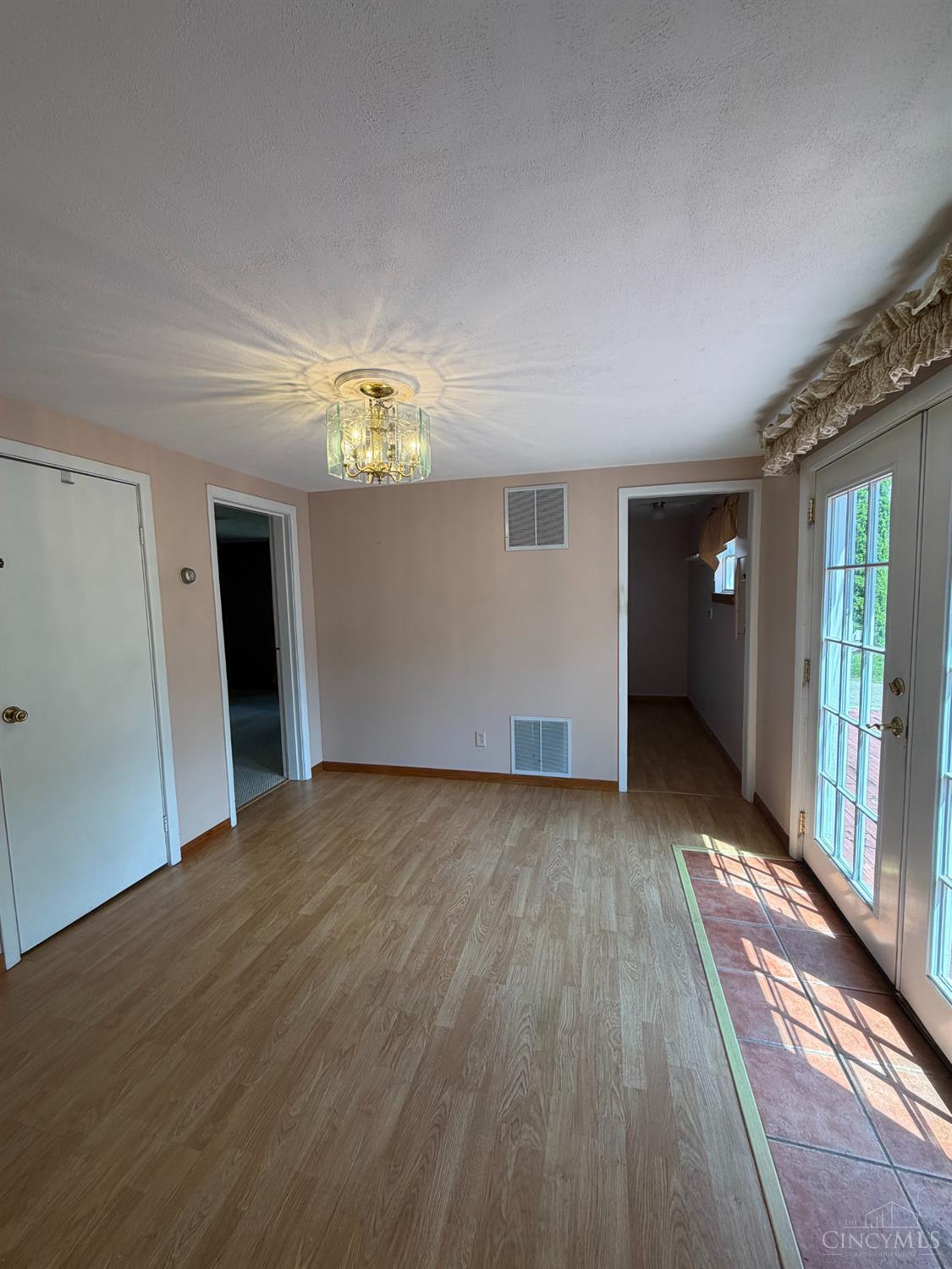 8820 Butler Warren Road Mason, OH 45040 - Photo 6 of 14