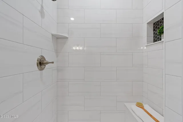 $568,000 | 706 Swaggertown Road, Charlton, NY 12302