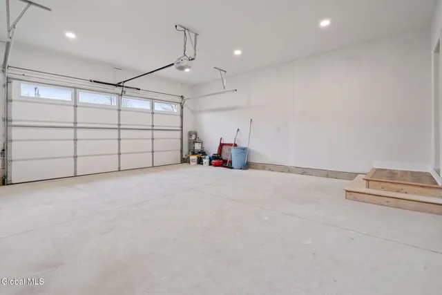 $568,000 | 706 Swaggertown Road, Charlton, NY 12302