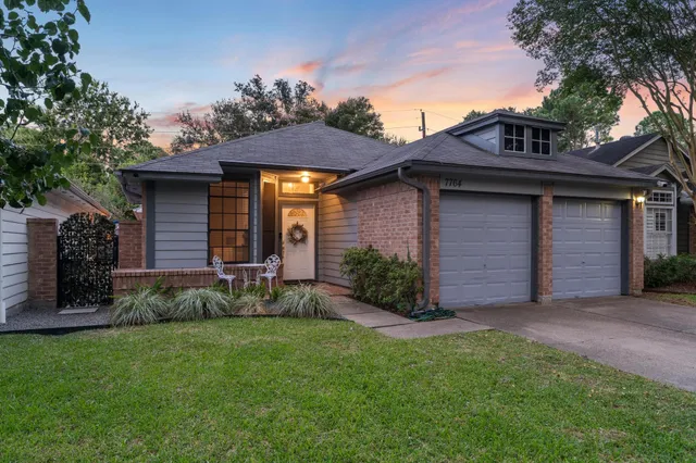 $2,100 | 7764 Park Falls Drive, Houston, TX 77095