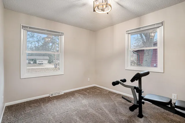 $344,900 | 920 Cheboygan Drive, Muskegon, MI 49445